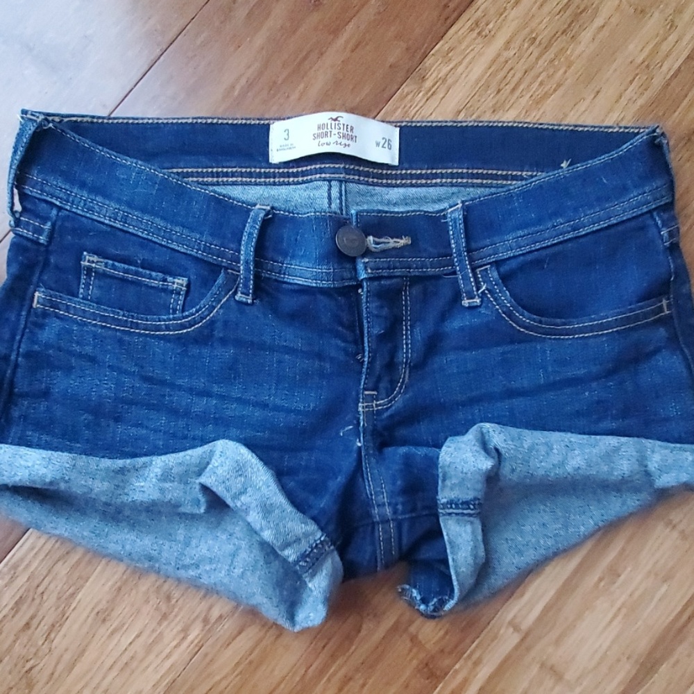Hollister shorts size 3